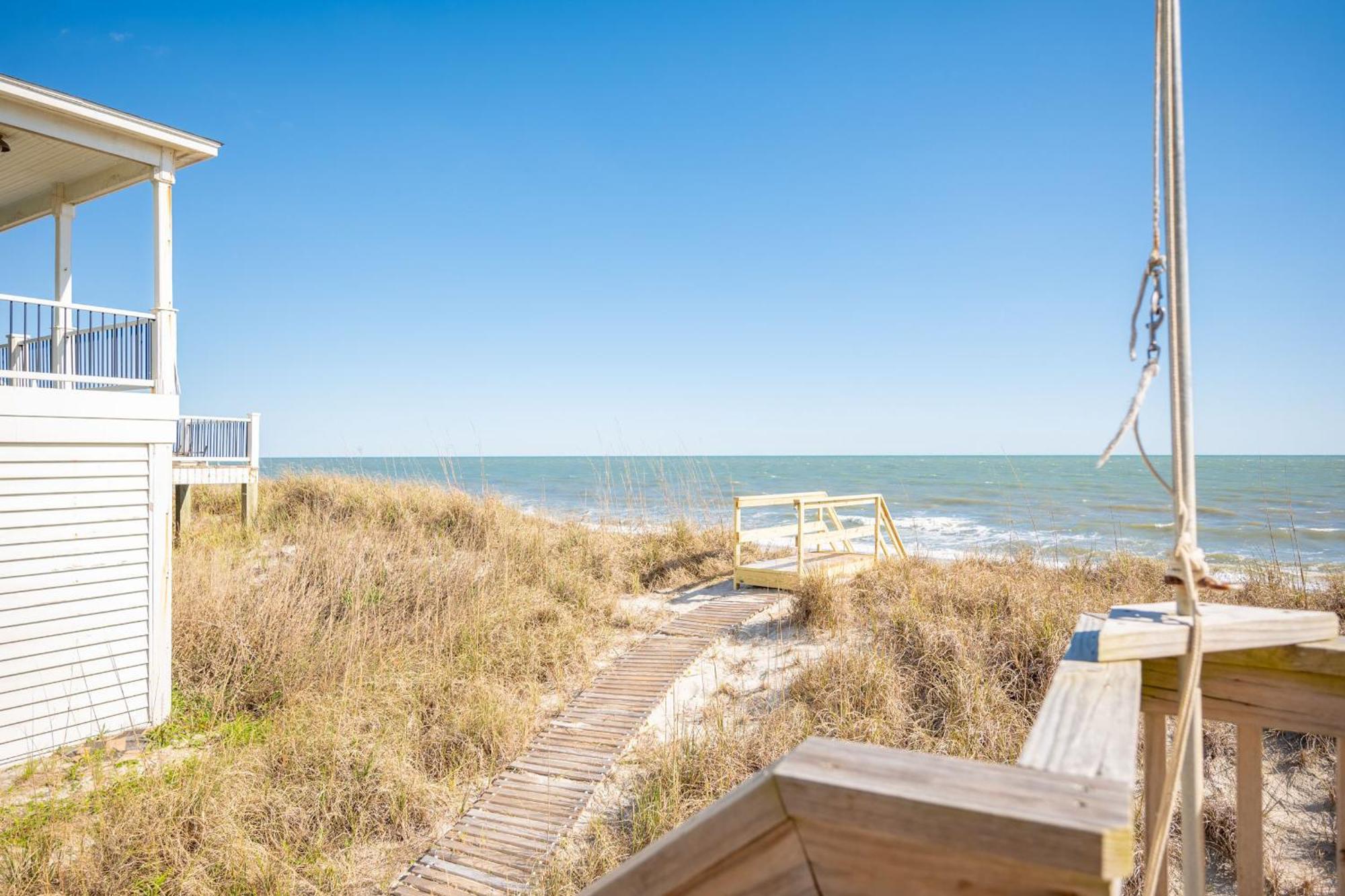 Re-Juvenated Villa Oak Island Kültér fotó